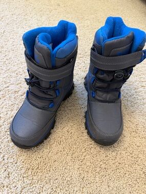 DSG Gray and Blue Kids Snow Boots with Hook-and-Loop Strap